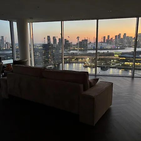 Excel Luxury Apartment With Amazing View